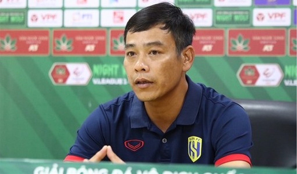 Nguyễn Huy Hoàng là cựu cầu thủ CLB Sông Lam Nghệ An