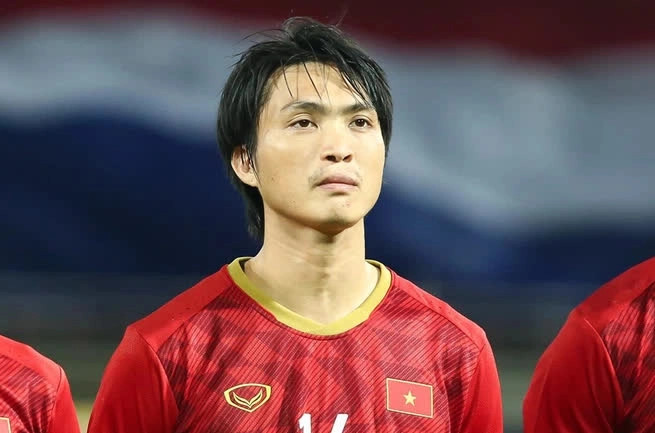 Nguyễn Tuấn Anh đang được đánh giá là cầu thủ vàng của bóng đá Việt Nam