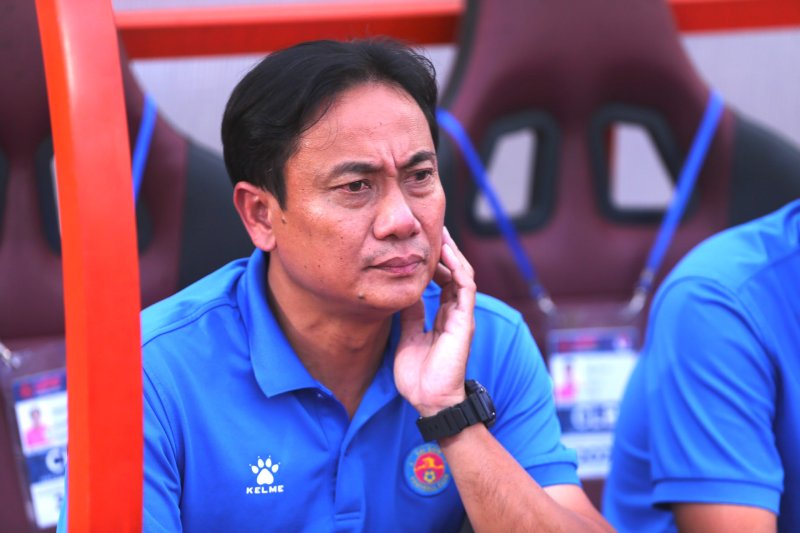 Ông Phùng Thanh Phương bán độ khiến Sài Gòn FC tan rã